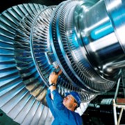 Summary: ING dobrými výsledky vzdoruje výprodejům, turbínové potíže Siemensu podněcují volání po divesticích