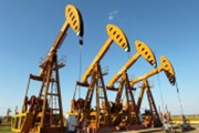 OPEC testuje, co těžaři ropy v USA vydrží; kam až pustí cenu ropy?