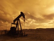 Technická analýza: Nečekaný pokles zásob vynesl ropu do rezistentní oblasti, další růst může být složitý