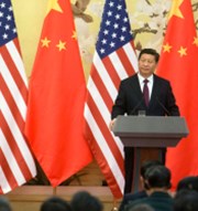 Akcie posilují, investoři očekávají závěry jednání USA-Čína