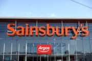 Reuters: Křetínského nájezd na Sainsbury vypadá jako nákladná záležitost