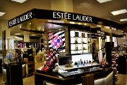 Výsledky kosmetického impéria Estée Lauder ve 3Q značně překonaly očekávání