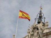 Španělský bankovní sektor zahájil vlnu fúzí, nestabilní spořitelny mají v aktivech polovinu hypotečního dluhu země