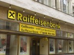 Raiffeisen Bank International (-5 %) čeká růst rezerv na nesplácené úvěry o pětinu