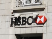 Evropské bankovní jedničce HSBC se daří snižovat náklady, čtvrtletní zisk +30 %