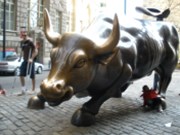 Wall Street končí den v 