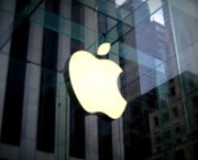 Apple představil nový iPhone SE s podporou 5G, iPad Air a rychlejší čip M1
