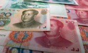 Bloomberg: Čína oslabuje jüan a zastavuje zemědělský dovoz z USA