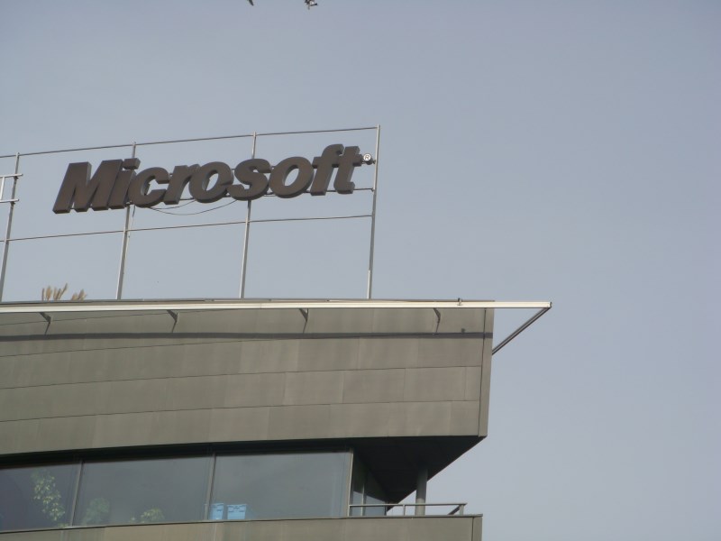 Microsoft překonal očekávání... denní přehled Trhy, data, výsledky