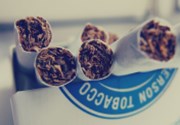 USA zvažují snížit obsah nikotinu v cigaretách, akcie tabákových firem klesají