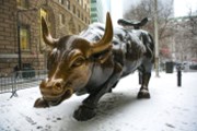 Wall Street díky silnému růstu smazala úterní ztráty; v čele růstu byly farmacie