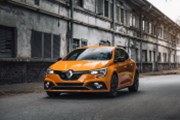 Renault sníží svůj podíl v Nissanu na 15 procent