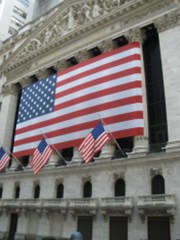 Wall Street: Warren Buffett kupuje vše, ministerstvo financí prodává Citigroup