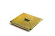 Výrobce nedostatkových čipů TSMC zvýšil zisk o pětinu, do zvýšení kapacit investuje 100 miliard dolarů