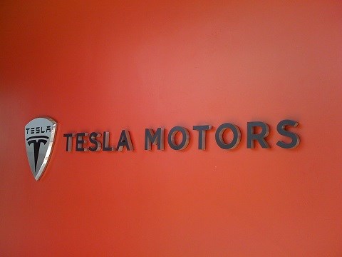 tesla-logo