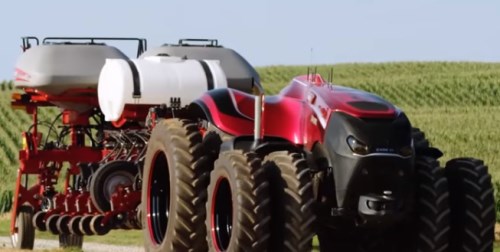 case traktory CNH investice