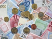 Eurodolar pod 1,22, pohyb výnosů dál nahrává americké měně