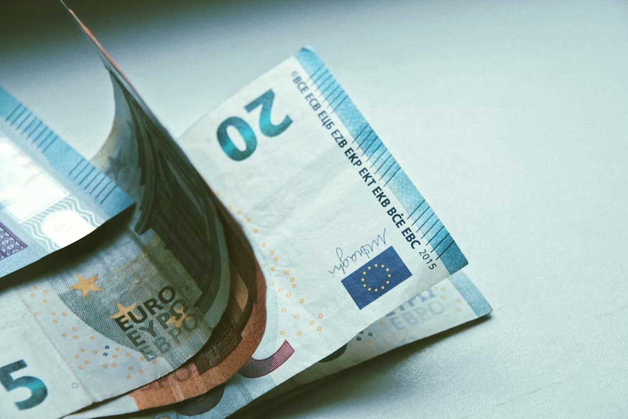 Přehnané obavy z inflace a vysokých sazeb nejsou namístě, říká guvernér italské centrální banky