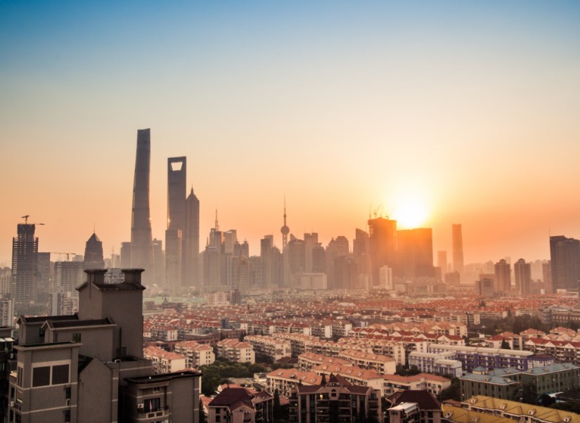 Západní trhy vstupují do týdne opatrně i přes pozitivní čínskou inspiraci