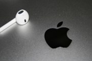FT: EK zřejmě obviní Apple z omezování hospodářské soutěže