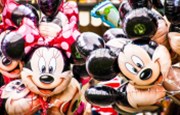 Walt Disney má kvůli koronaviru o 90 procent nižší zisk