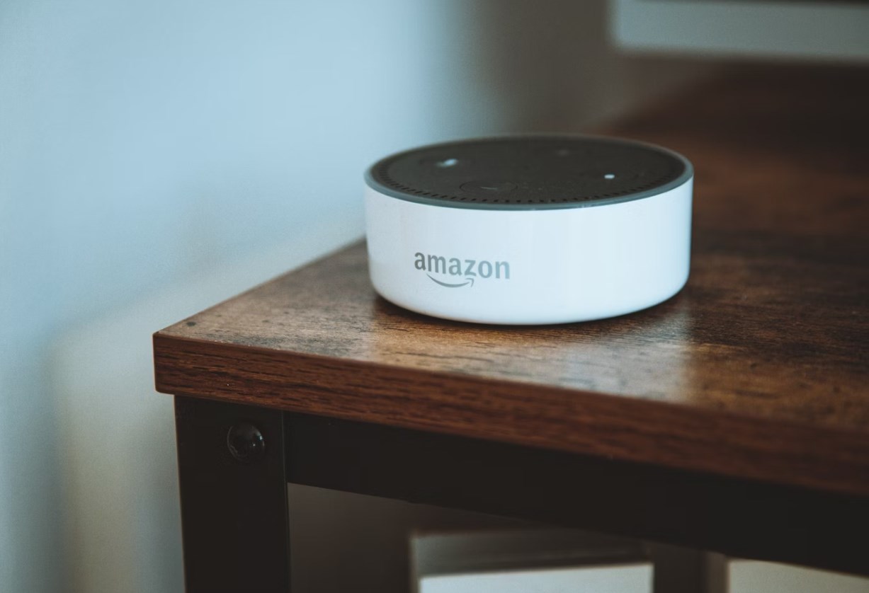 Amazon potěšil ziskem i prodeji v cloudové divizi