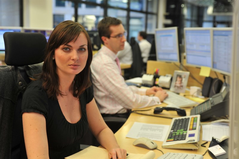 Banky v Praze opět na roztrhání, i ČEZ se však dnes rozhoupal k výraznějšímu růstu...