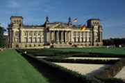 ČTK: Německý Bundestag schválil návrh na snížení firemních daní