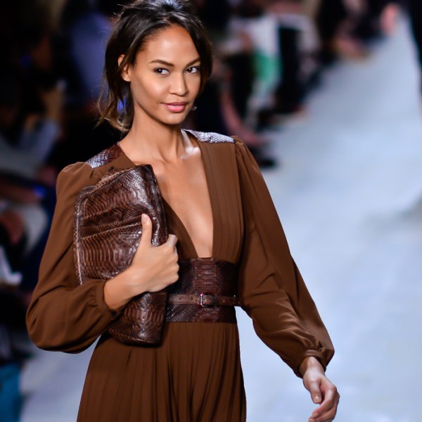 Michael Kors: Zisk v 1Q16 předčil očekávání díky vyšší poptávce v USA a růstu tržeb v zámoří; Akcie +6 %