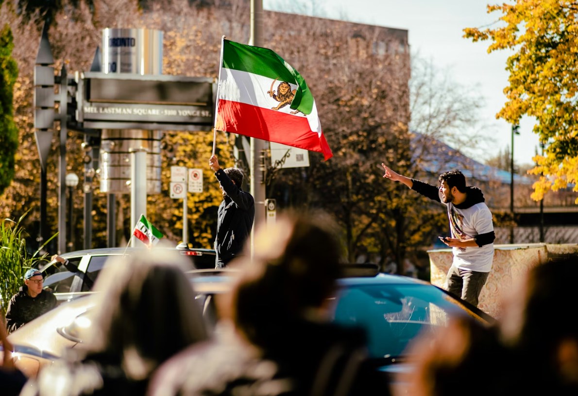 Týdenní výhled: Trump vystrašil trhy ultimátem Íránu, ale znovu otočil