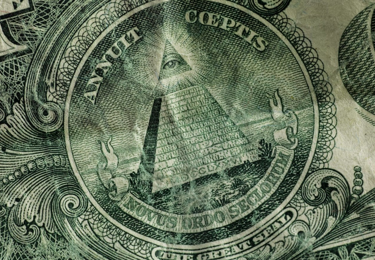 Víkendář: Kashkari hovoří o posunu sazeb k těm neutrálním, Summers je ale odhaduje výrazně výš než Fed