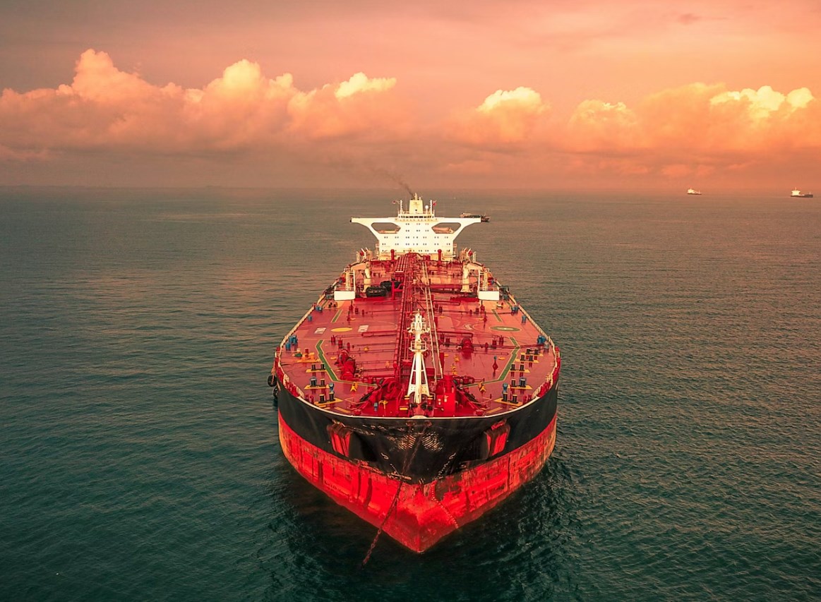 Rozbřesk: Chaos na Blízkém východě může v případě delšího trvání výrazně zasáhnout globální ekonomiku