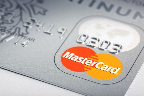 Karta s ověřením pomocí otisku prstu ? Blábol ? U Mastercard realita v 2015