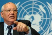 Michail Gorbačov o největší překážce na cestě k míru a počátku nových závodů ve zbrojení