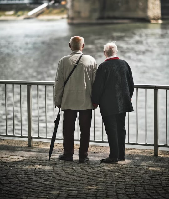 Zastropování důchodového věku bude stát stovky miliard. Výdaje vyskočí po roce 2030