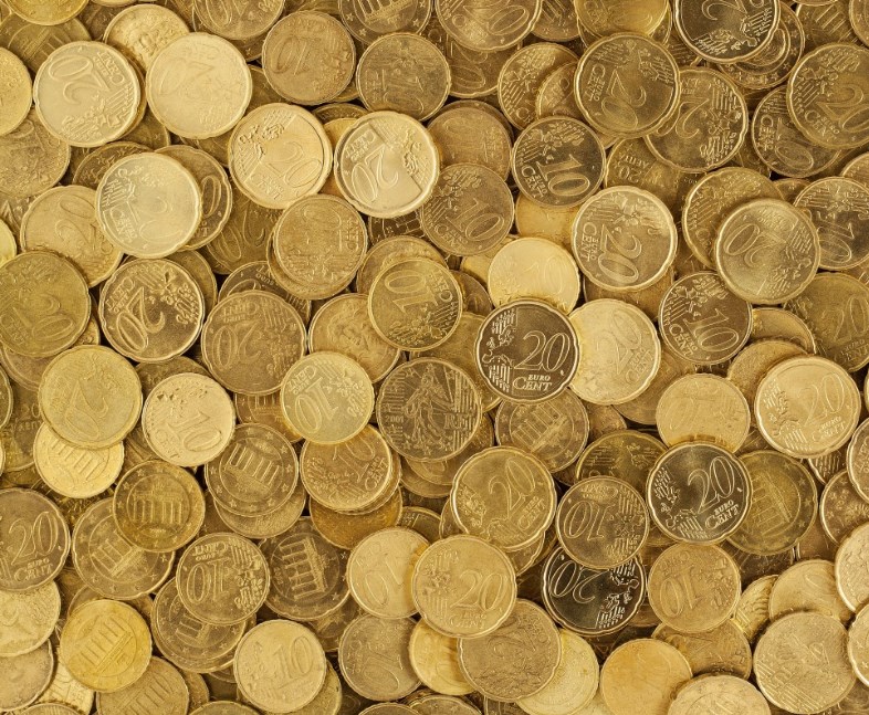 Inflace v eurozóně v červnu vystoupala na 8,6 procent, v Evropské unii ještě o procentní bod výše