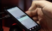 KLDR oslavuje první vlastní chytrý telefon Arirang