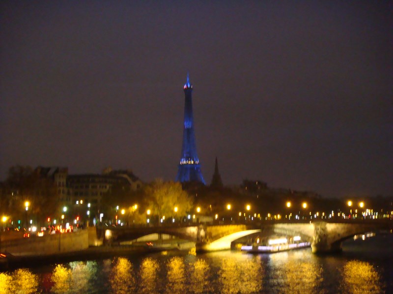 Stávka ochromuje Francii, obavy z nedostatku pohonných hmot se prohlubují