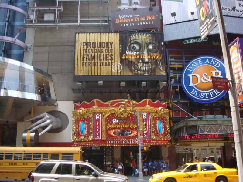 Americký sektor služeb stále na vzestupu, ale ztrácí tempo