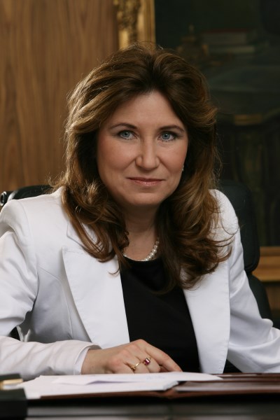 Zamrazilová (ČNB): Česká ekonomika se odráží ode dna, recese končí