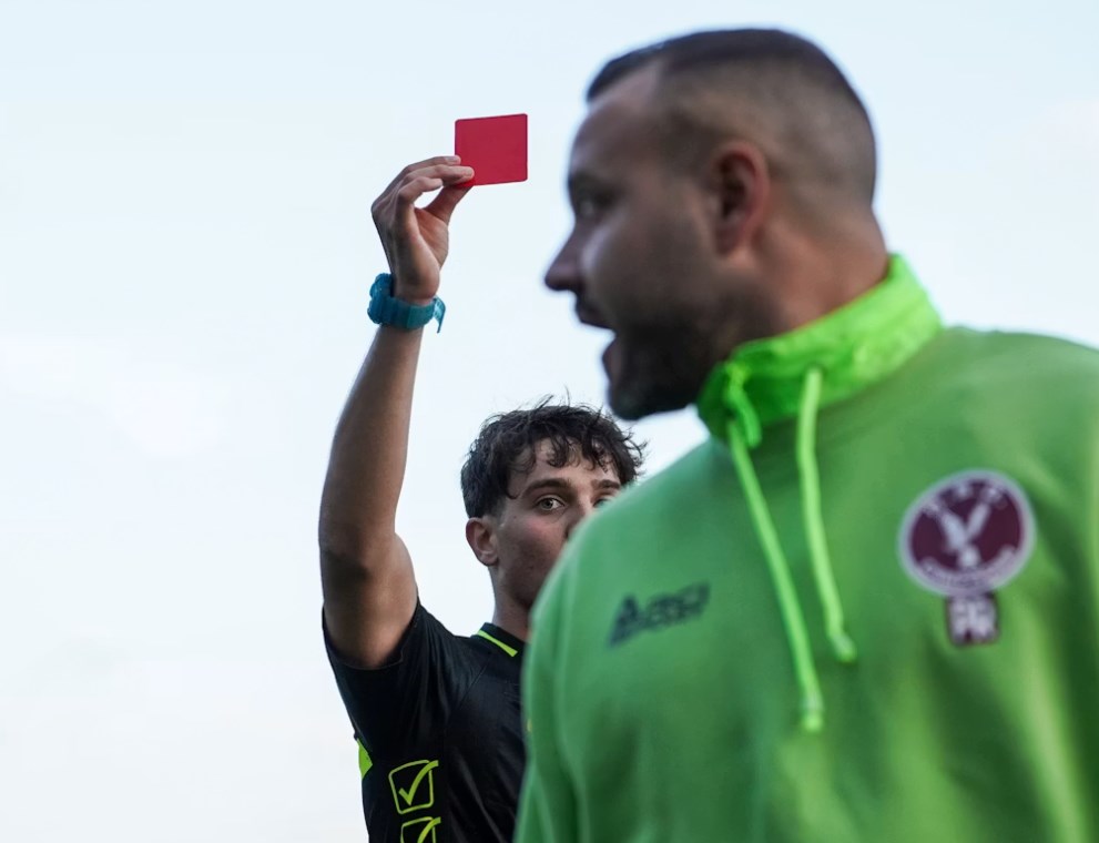 Perly týdne: Červená karta pro Američany a klesající dynamika akcií malých firem