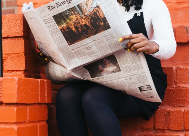 Ministerstvo financí navrhlo na příští rok státní rozpočet se schodkem 230 mld. Kč, evropské akcie opět zaostávají za americkými a futures jsou smíšené