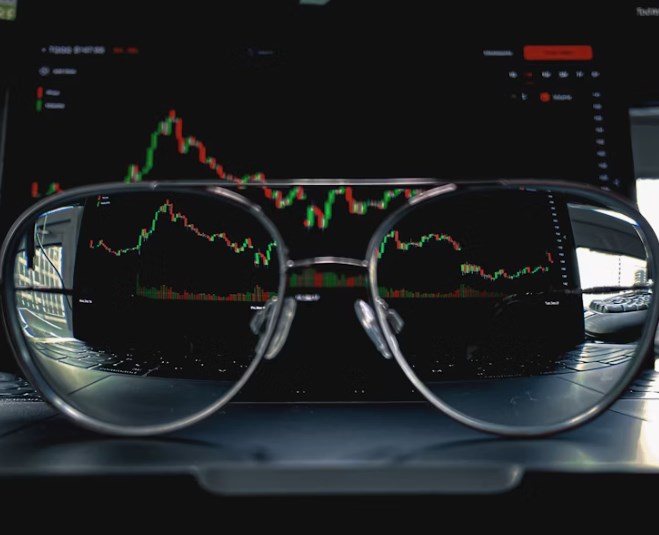 Obchodní válka Čína-USA se prohlubuje, americký shutdown spěje do klíčového momentu a futures jsou v červeném