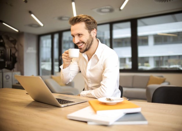 VIG oznámil výsledky, futures otáčí opatrně do zeleného