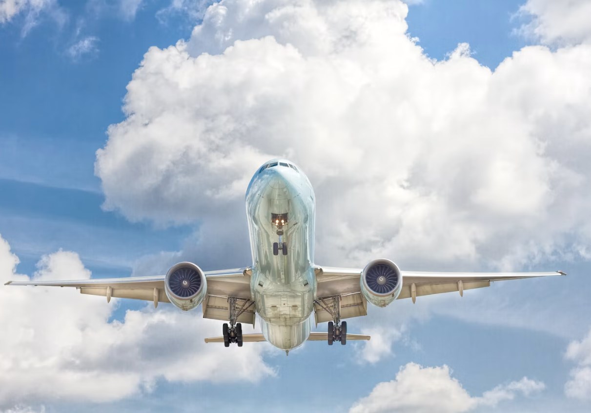 Boeing sice dál zůstává ve ztrátě, ale návrat k pozitivnímu cash flow potěšil investory
