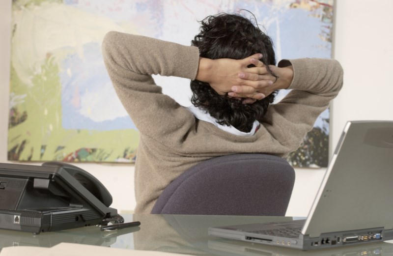 Praha září, Varšava a Budapešť se v koutě červenají