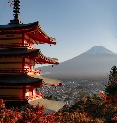 Akciím svědčí návrat zájmu o technologie, Japonsko čelí slábnoucímu jenu