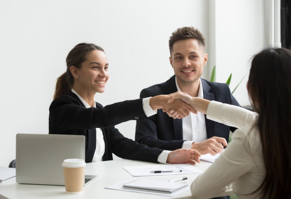 Nezaměstnanost v listopadu stagnovala na 3,5 procentech. Počet nabízených míst mírně klesl