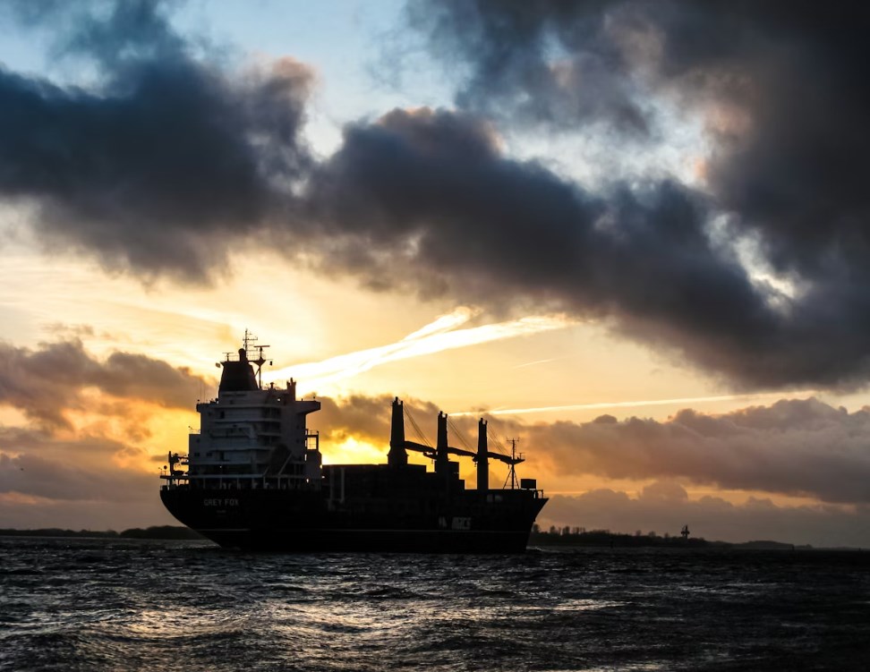 Rozbřesk: Hormuz stále nefunguje. Kde je Evropa nejzranitelnější?