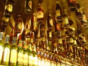 Prodej alkoholu čeká tvrdší regulace, vláda zavede koncese